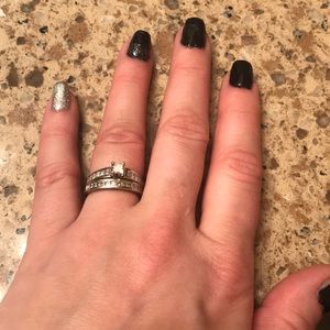 Engagement ring with wedding band